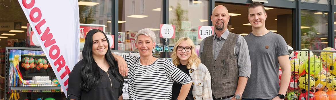 Woolworth Team